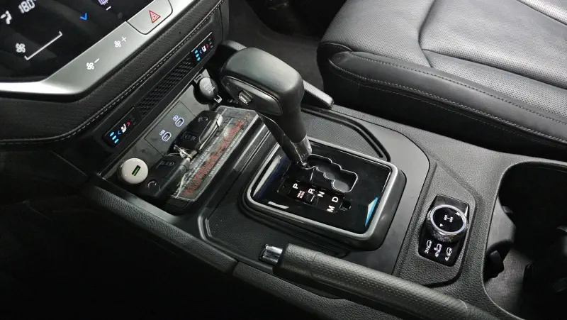 SsangYong Rexton Sports Khan