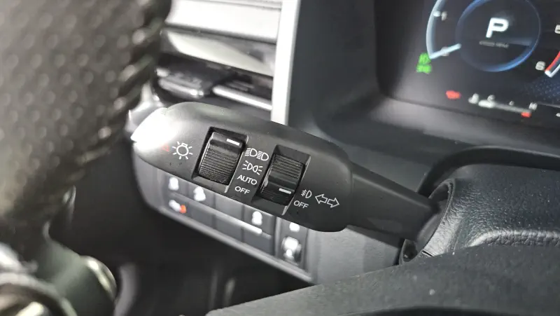 SsangYong Rexton Sports Khan