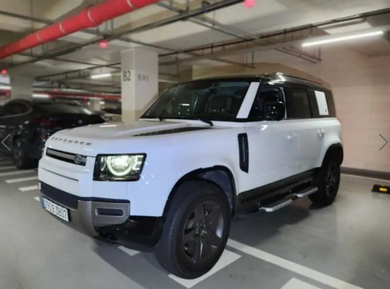Land Rover Defender