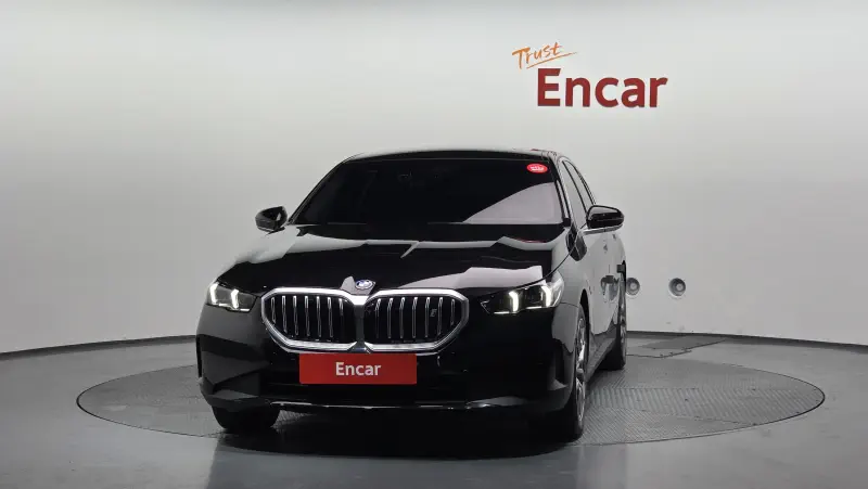 BMW i5