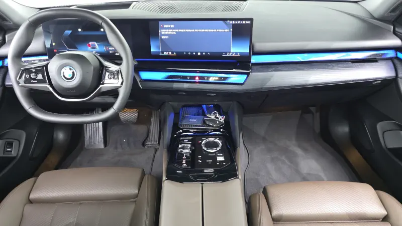 BMW i5