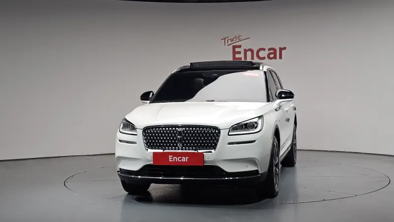 Lincoln Corsair