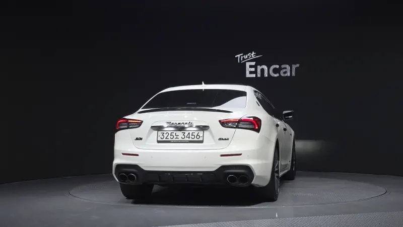 Maserati Ghibli