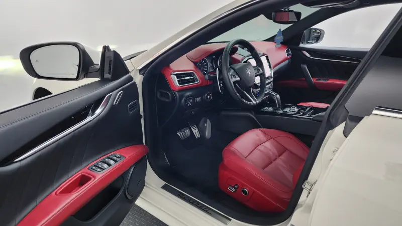Maserati Ghibli