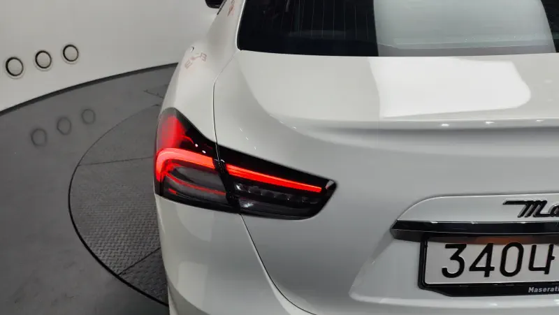 Maserati Ghibli