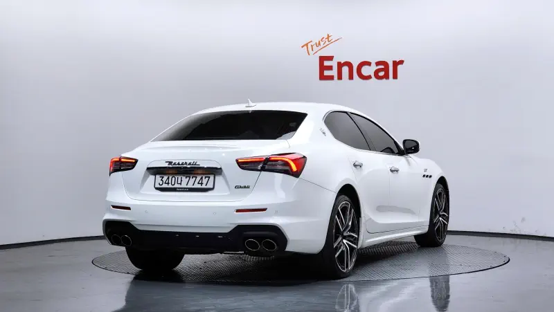 Maserati Ghibli