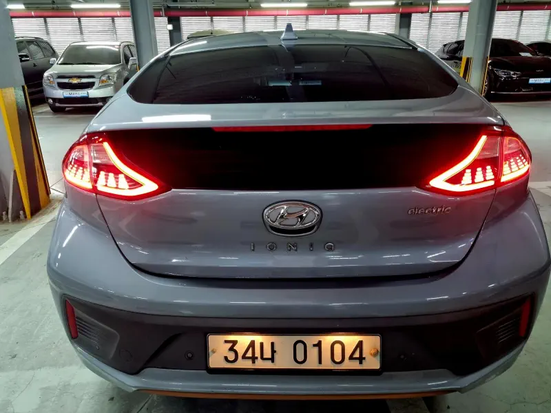 Hyundai Ioniq
