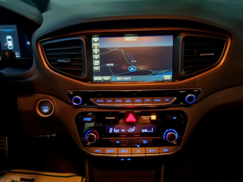 Hyundai Ioniq