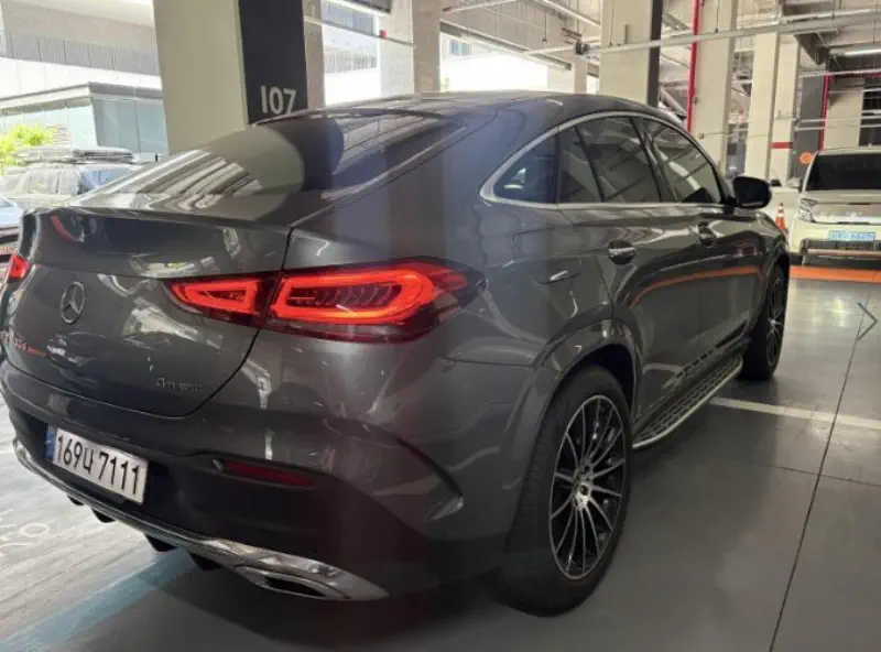Mercedes-Benz GLE-Class