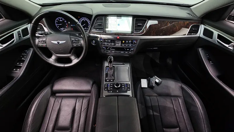 Hyundai Genesis