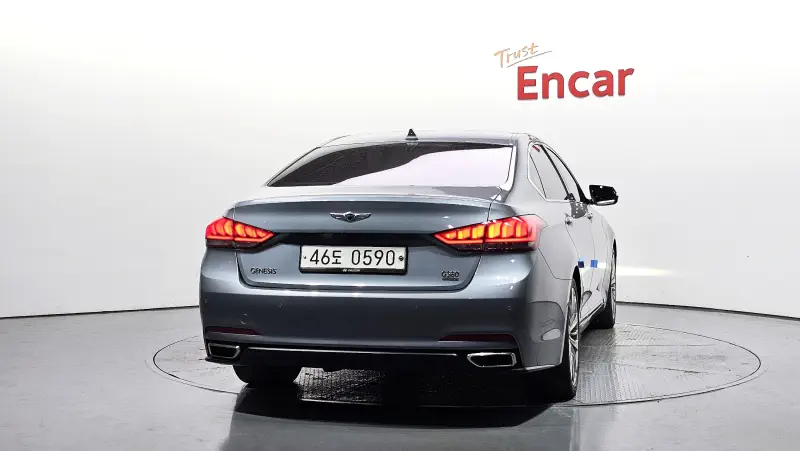 Hyundai Genesis
