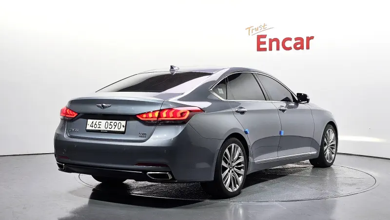 Hyundai Genesis