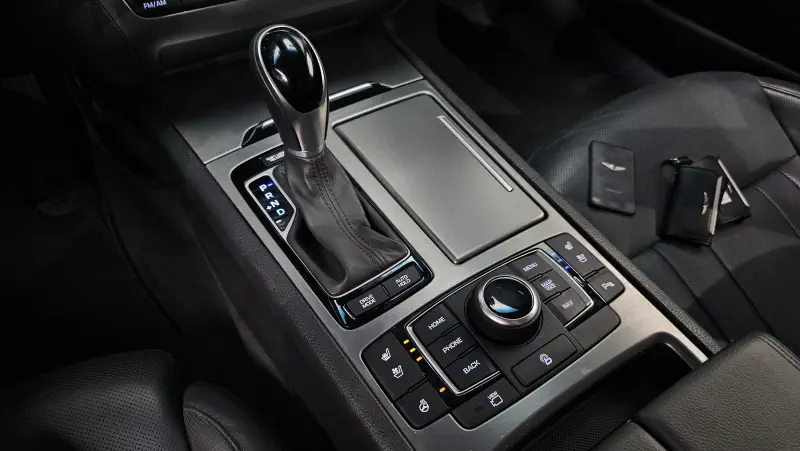 Hyundai Genesis