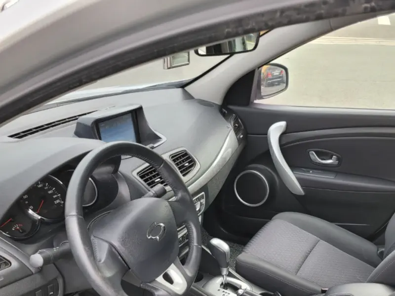 Renault Samsung SM3