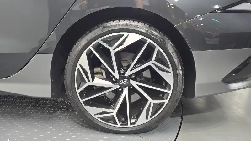 Hyundai Ioniq 6