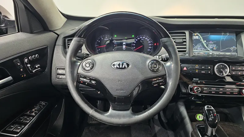 Kia K9