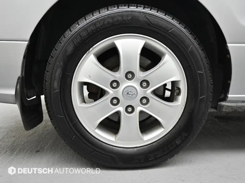Hyundai Grand Starex