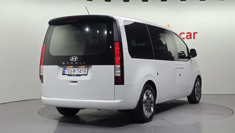Hyundai Staria