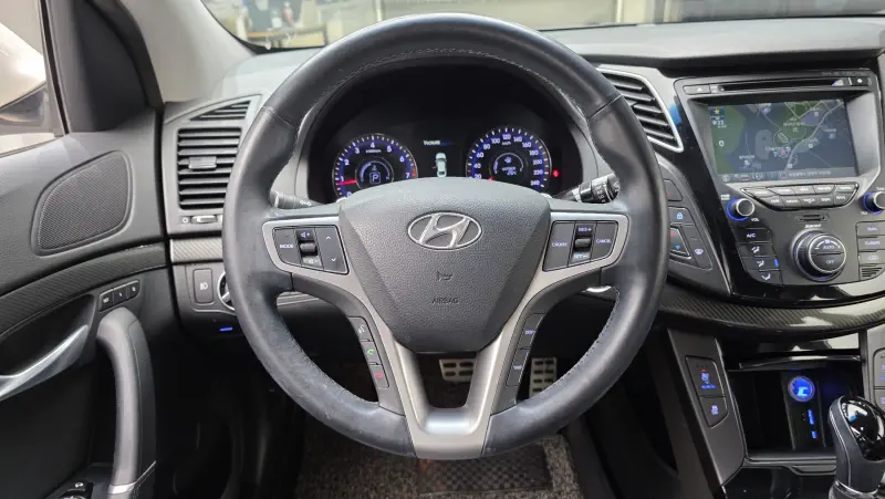 Hyundai I40