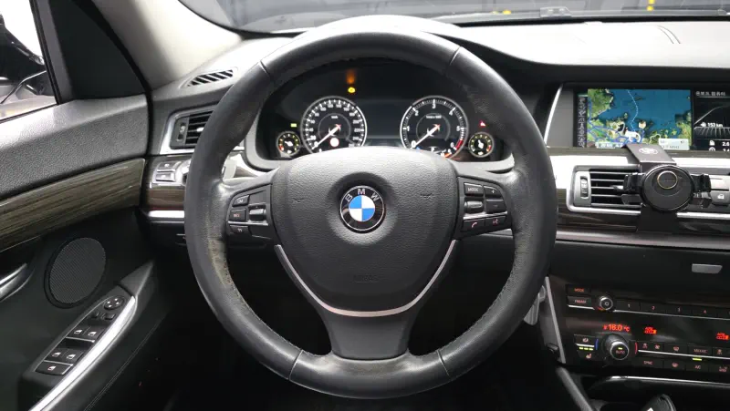BMW 5-Series Gran Turismo