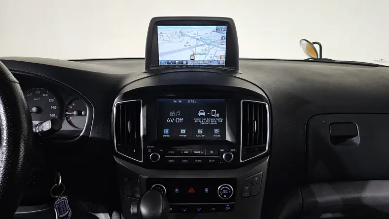 Hyundai Grand Starex