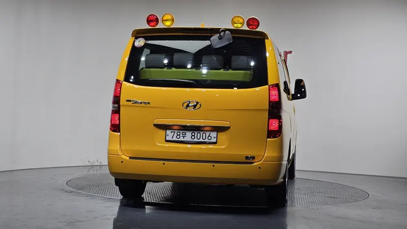 Hyundai Grand Starex