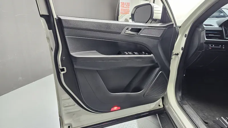 SsangYong Rexton Sports Khan