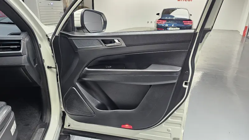 SsangYong Rexton Sports Khan