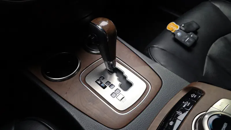SsangYong Chairman W