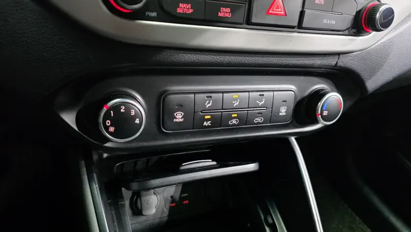 Kia Carens