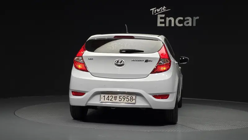 Hyundai Accent
