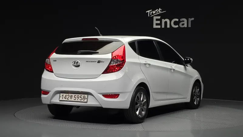 Hyundai Accent