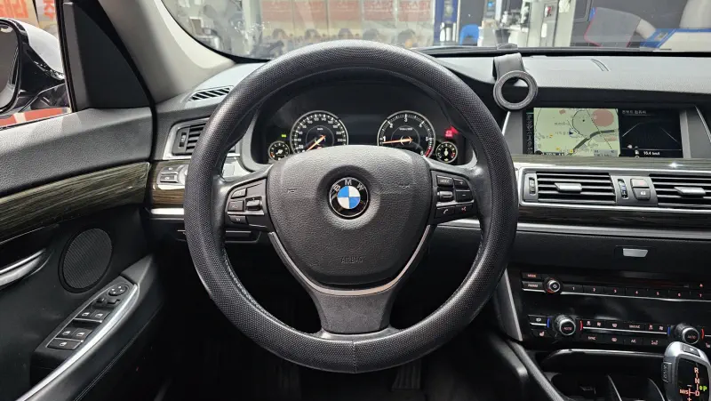 BMW 5-Series Gran Turismo