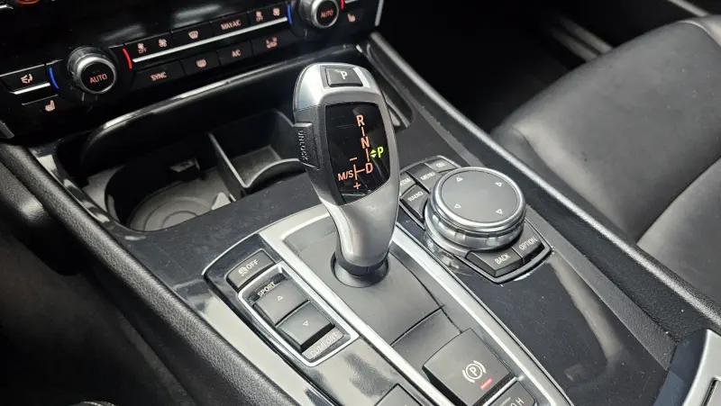 BMW 5-Series Gran Turismo