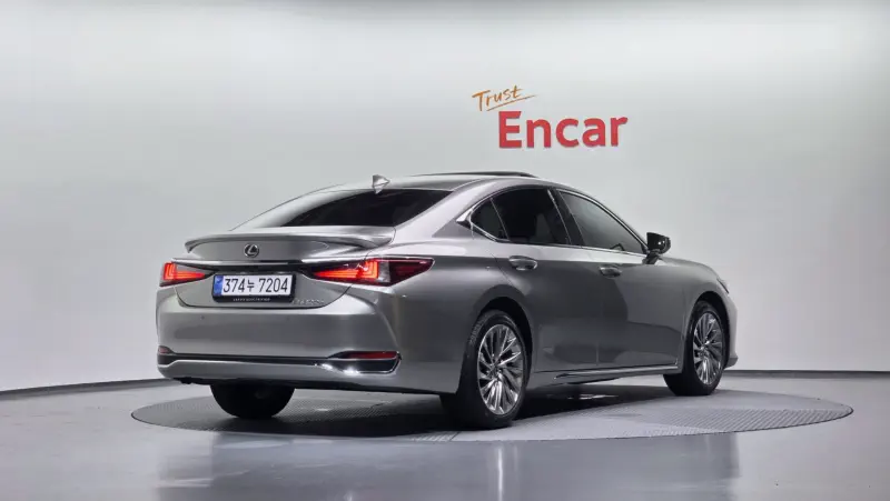 Lexus ES300h