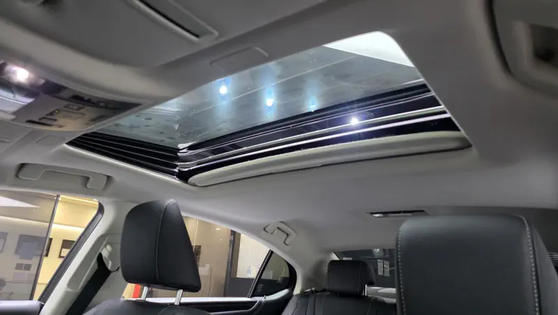 Lexus ES300h