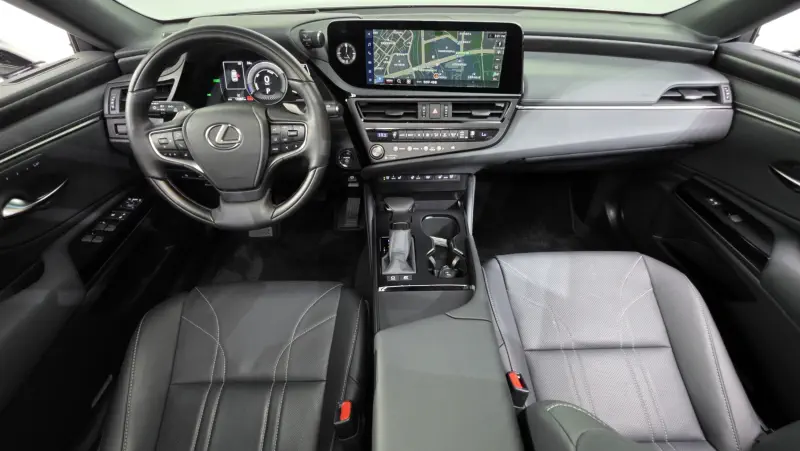 Lexus ES300h