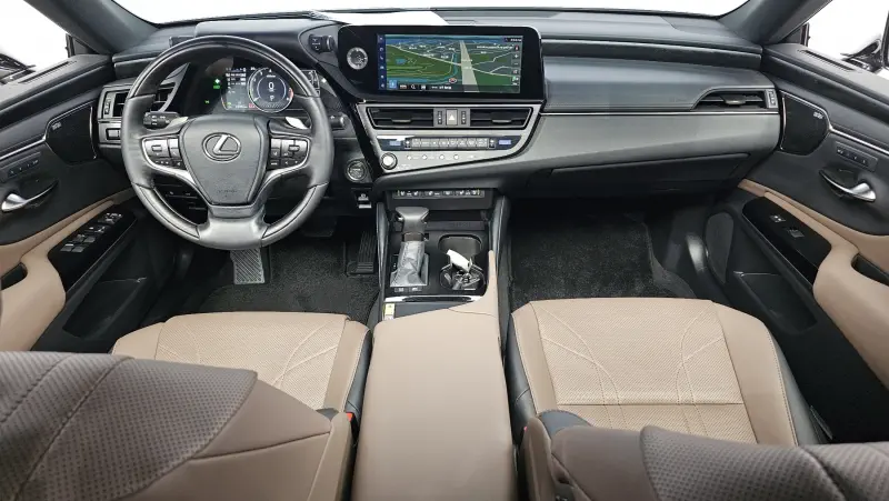 Lexus ES300h