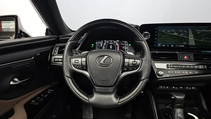 Lexus ES300h