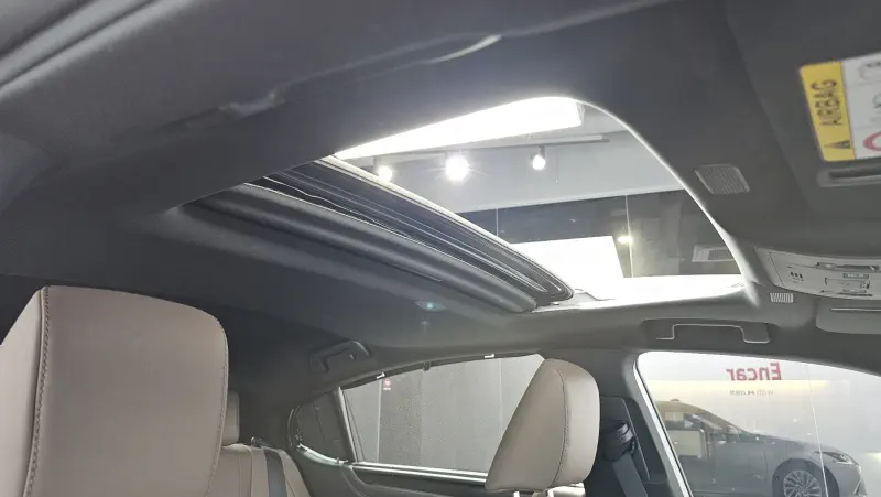 Lexus ES300h