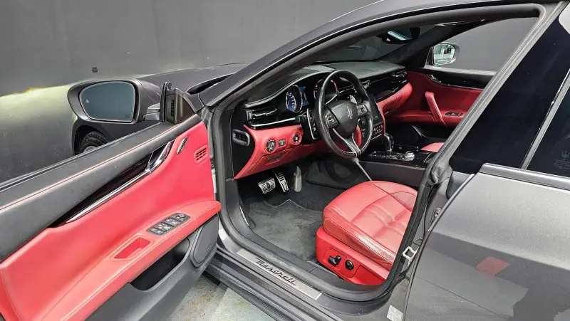 Maserati Quattroporte