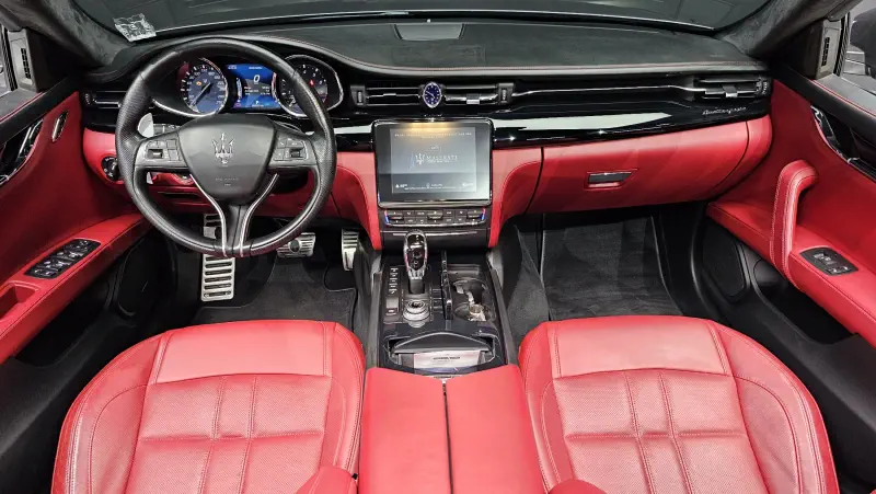 Maserati Quattroporte