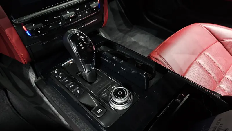 Maserati Quattroporte