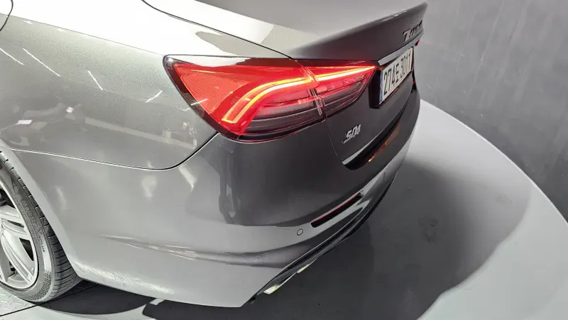 Maserati Quattroporte