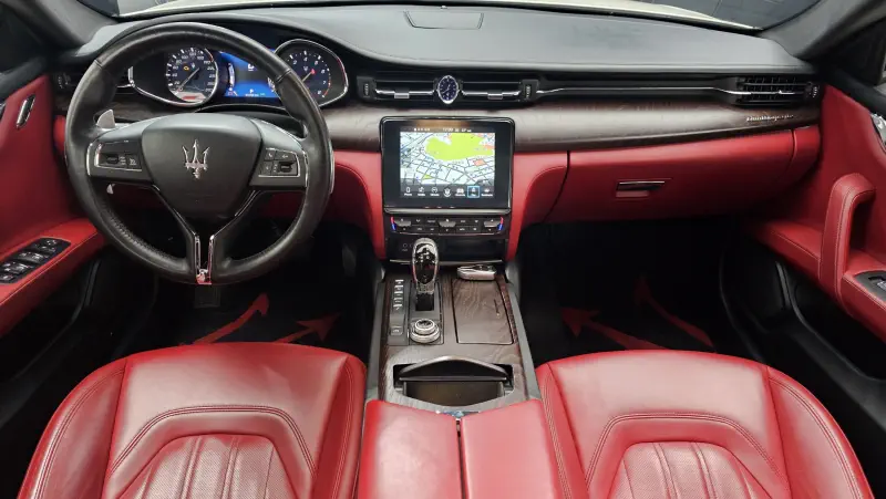 Maserati Quattroporte