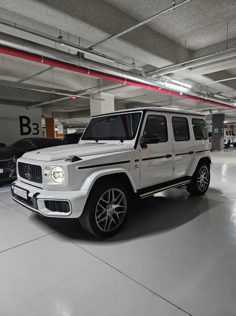 Mercedes-Benz G-Class
