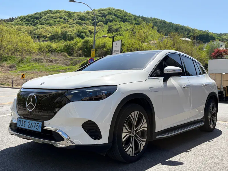 Mercedes-Benz EQE