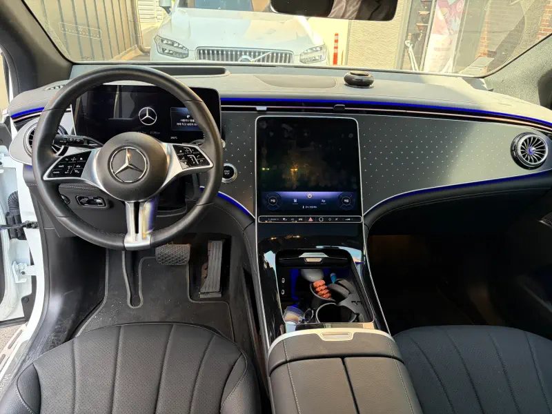 Mercedes-Benz EQE
