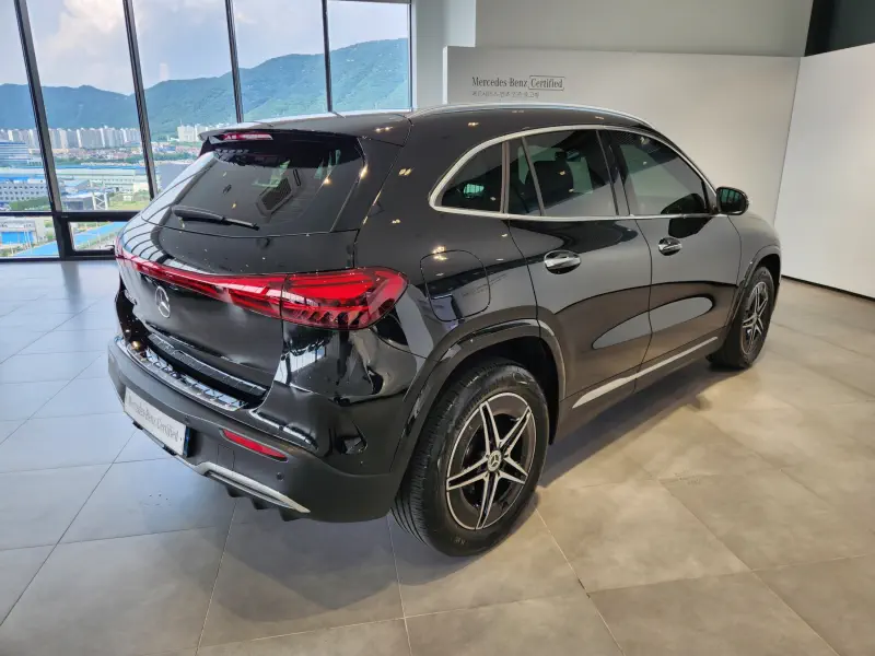 Mercedes-Benz EQA