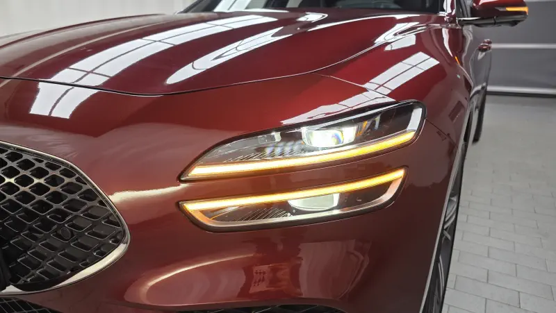 Genesis G70